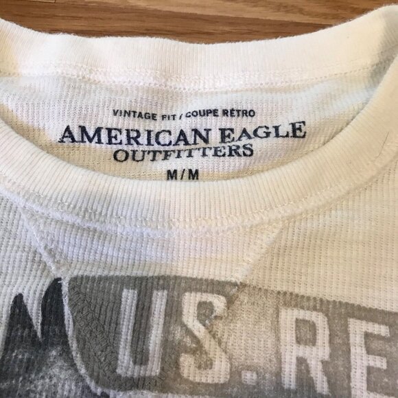 Vtg American Eagle Outfitter 1977 Athletic Fit Long Sleeve Cream Shirt Med Y2K - Picture 3 of 12